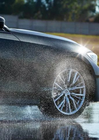 Brigestone's newest flagship touring tyre: Turanza 6 ENLITEN.